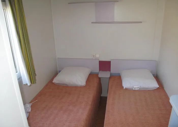 캠프장 La Douce Ardeche Désaignes
